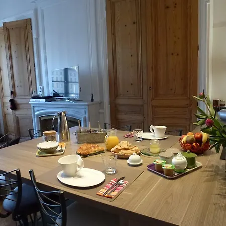 Couette-café La Grange De Fourvi\u00e8re