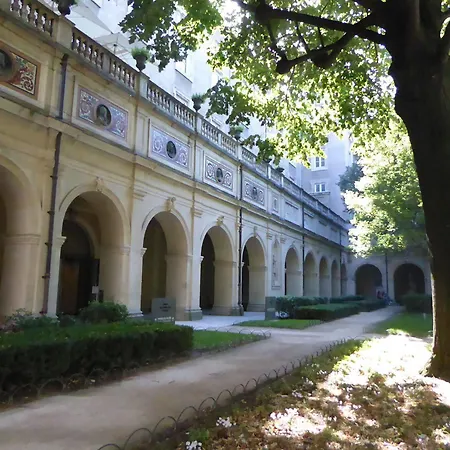 Bed & Breakfast La Grange De Fourviere *